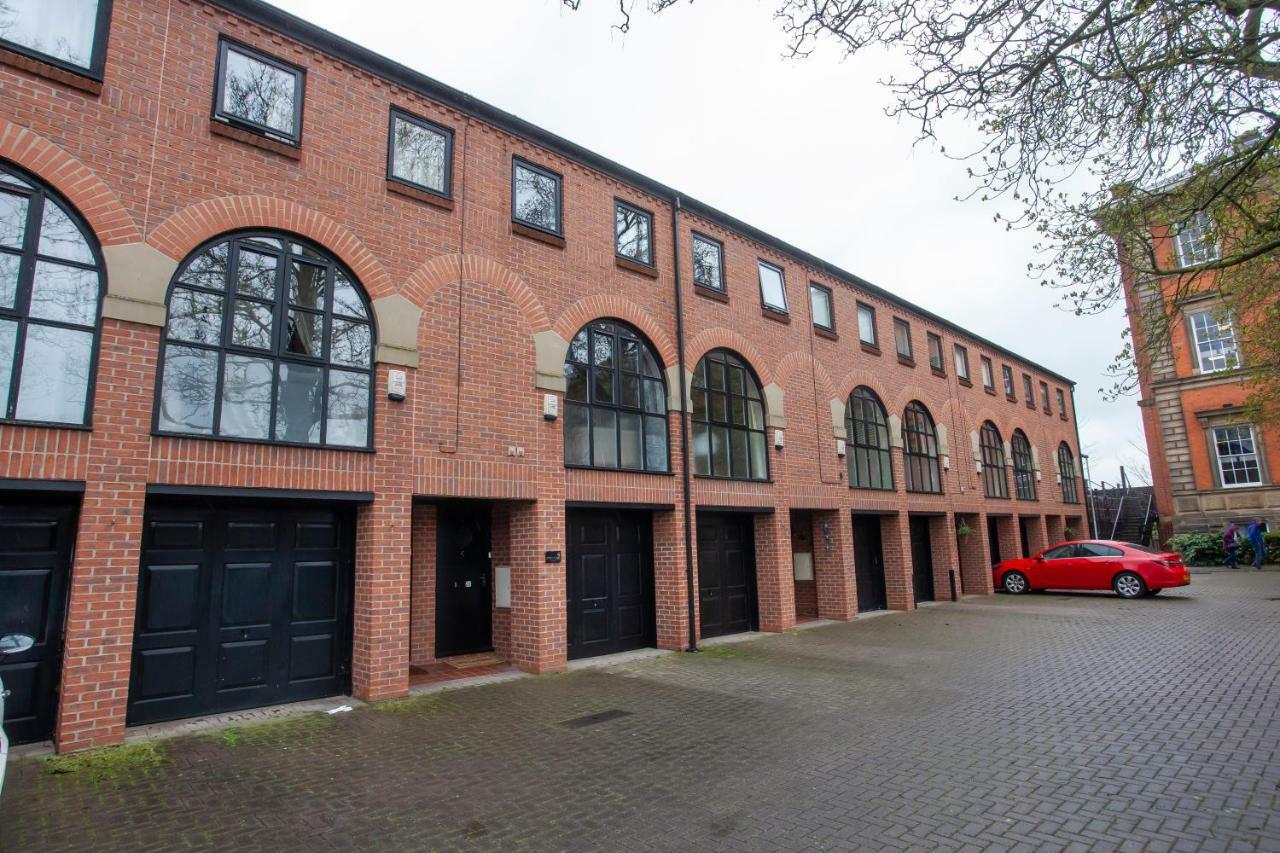 County House Mews